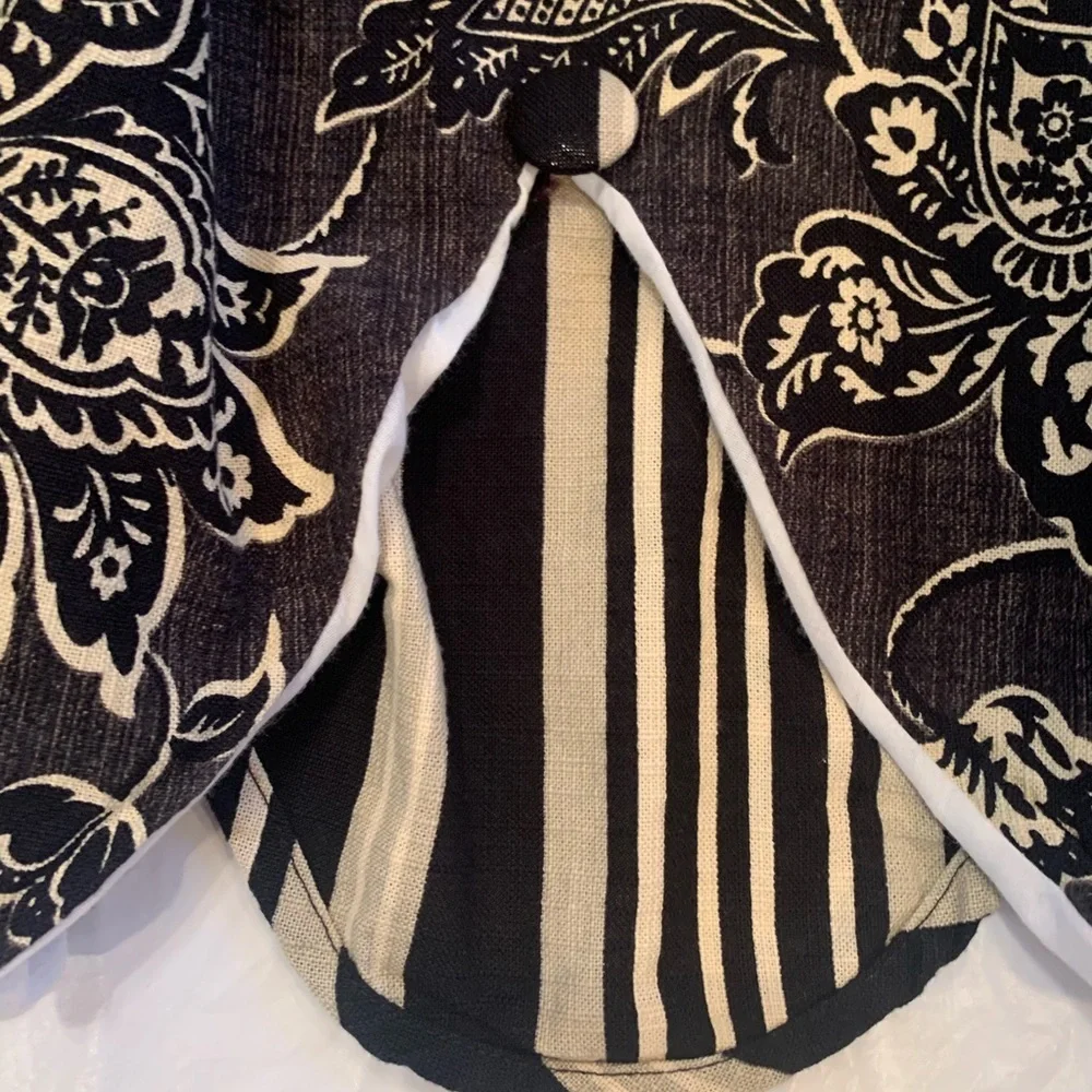 Williamsburg Window Valance Black/Tan/ White Double Layered Scalloped 52”x 18”